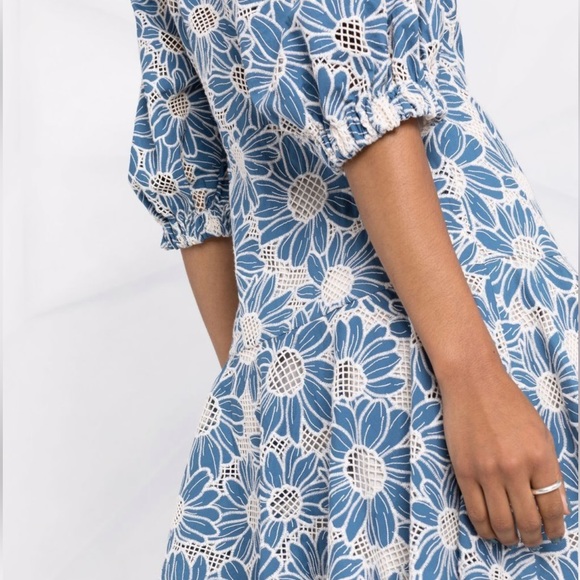 NEW Sandro Applique Detail V Neck Floral Lace Blue Mini Dress - Picture 4 of 8